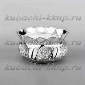 Небольшая серебряная конфетница 