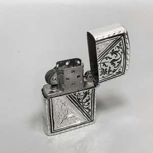 Серебряный футляр для зажигалки с гравировкой - ЗАЖ028