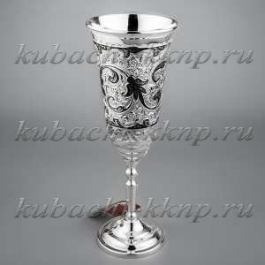 Серебряный фужер с капельками черни и гравировкой - ф126