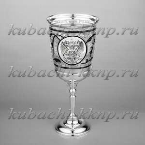 Серебряный фужер на высокой ножке 