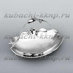 Небольшая оригинальная конфетница 