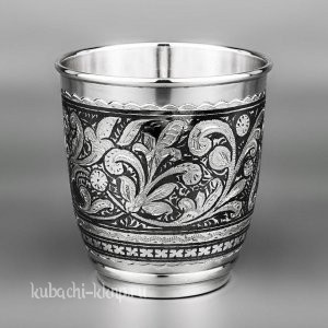 Оригинальный серебряный стакан 