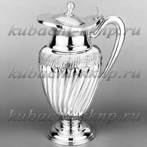 Небольшой серебряный кувшин с крышкой  Небольшой серебряный кувшин с крышкой