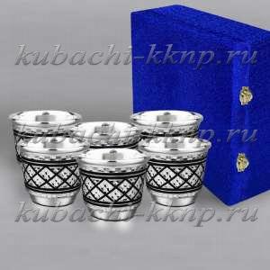 Набор  из шести небольших серебряных стопок  Набор  из шести небольших серебряных стопок