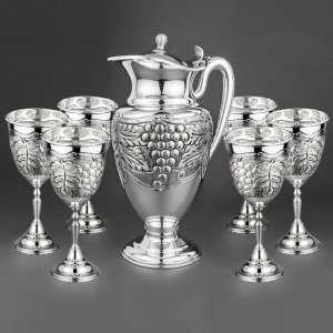 Серебряный набор - кувшин и шесть бокалов 