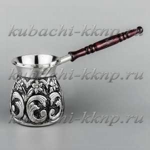 Большая серебряная кофеварка 