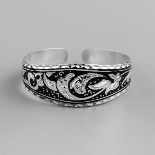 Серебряная кружка ручной работы