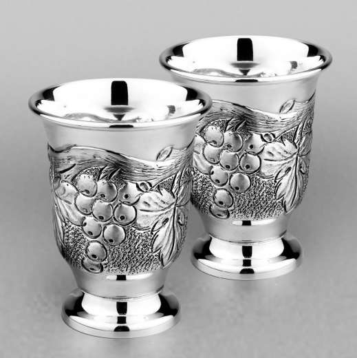 Серебряная кружка ручной работы