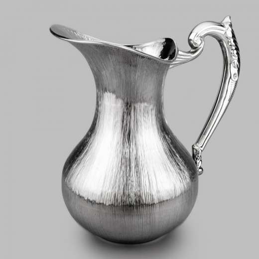 Серебряная кружка ручной работы