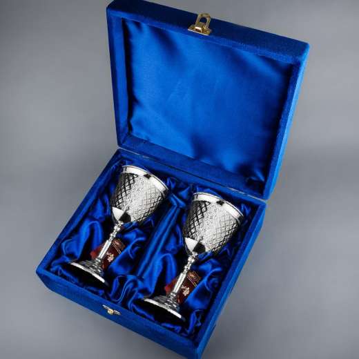 Серебряная кружка ручной работы