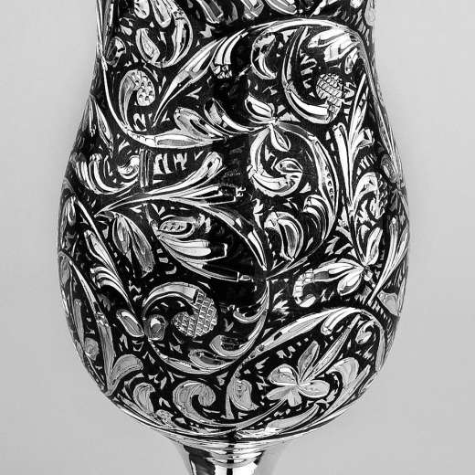 Серебряная кружка ручной работы