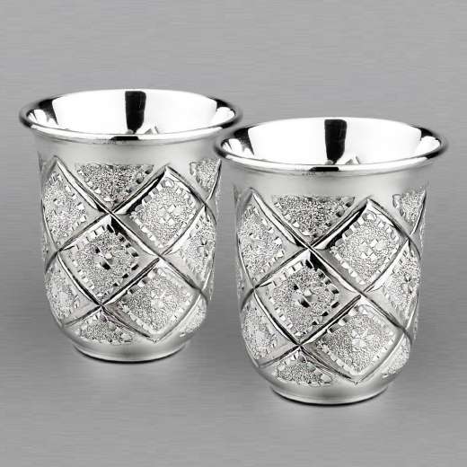 Серебряная кружка ручной работы