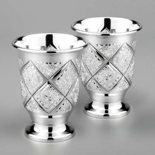 Серебряная кружка ручной работы