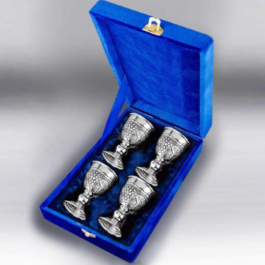 Серебряная кружка ручной работы