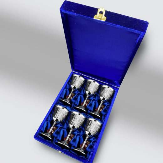 Серебряная кружка ручной работы