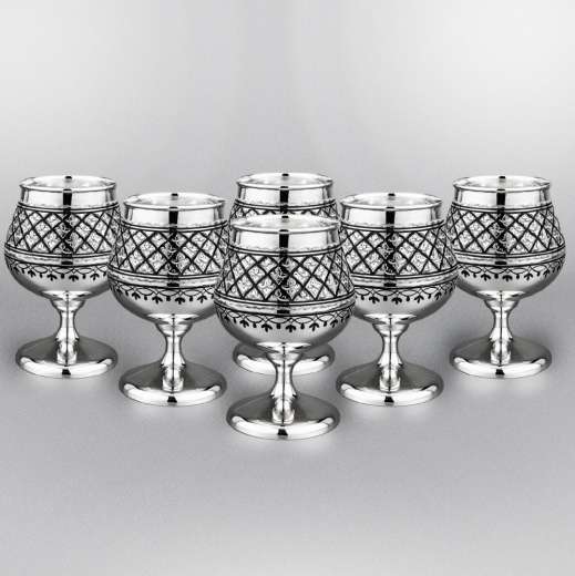 Серебряная кружка ручной работы