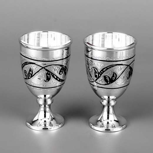 Серебряная кружка ручной работы