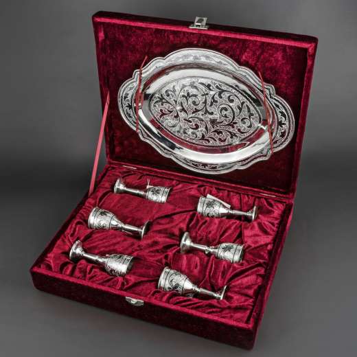 Серебряная кружка ручной работы