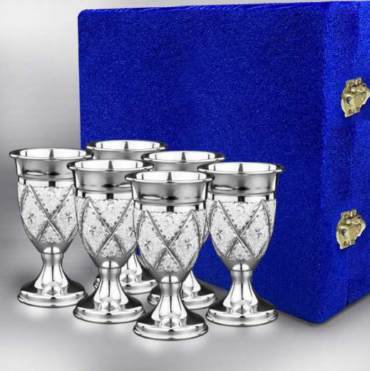 Серебряная кружка ручной работы