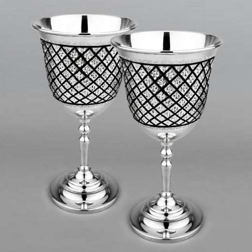 Серебряная кружка ручной работы