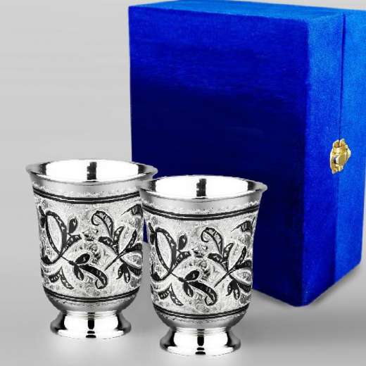 Серебряная кружка ручной работы