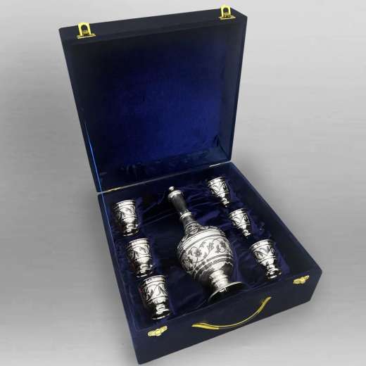 Серебряная кружка ручной работы