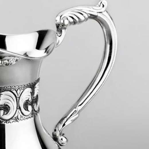 Серебряная кружка ручной работы