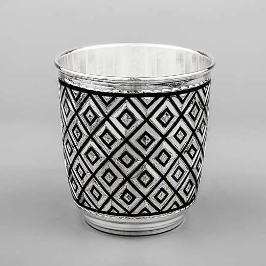 Серебряная кружка ручной работы