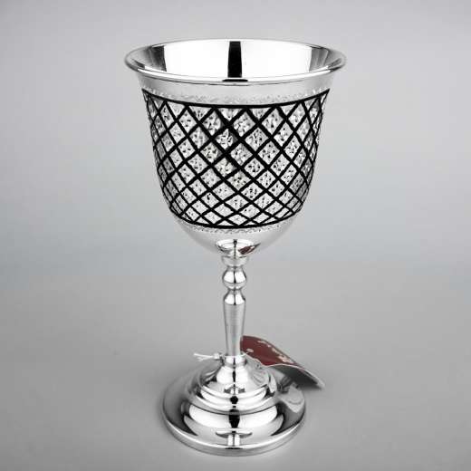 Серебряная кружка ручной работы