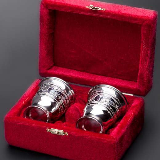 Серебряная кружка ручной работы