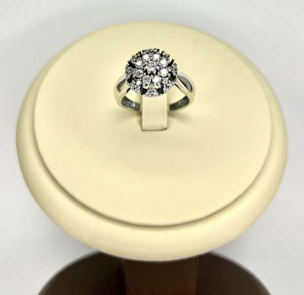 Серебряное кольцо Снежинка из серебра 925 пробы с фианитами, к257