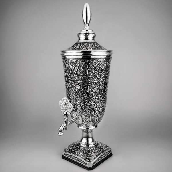 Серебряный графин для воды, сока или вина Краса, кв182
