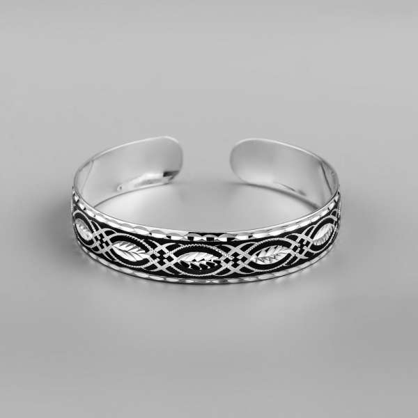 Серебряный узкий браслет Кубачи с гравировкой, БР134