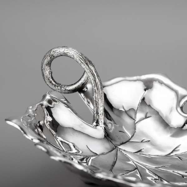 Серебряная конфетница Дубовый лист, КФ237