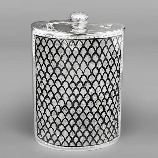 Серебряная фляжка с откидной крышкой Чешуя, ФЛ160
