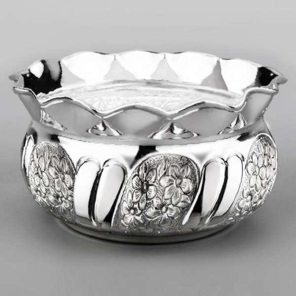 Серебряная конфетница «Ромашка», кф170