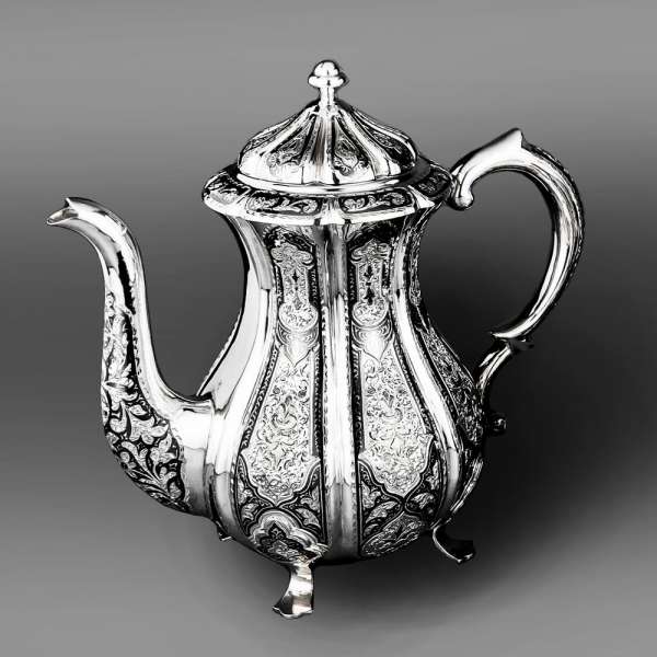 Серебряный чайник (кофейник) с красивыми узорами, чн015
