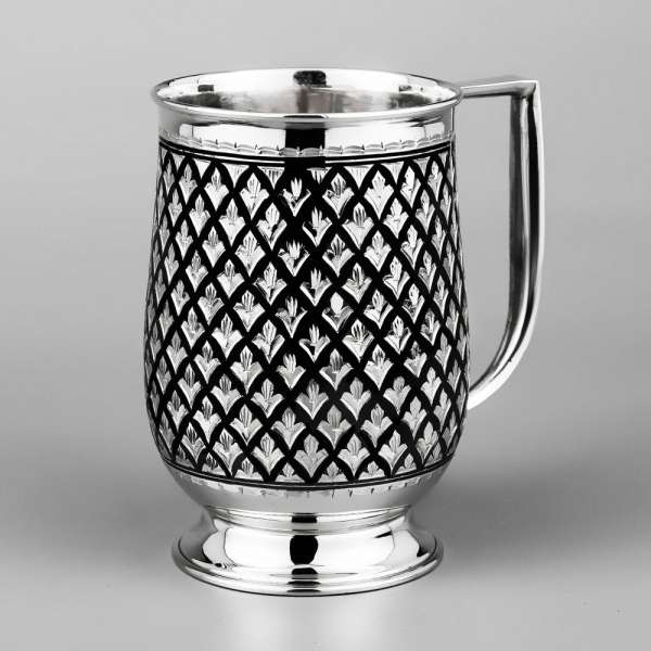 Серебряная кружка для воды «Трилистник» кр, кр076