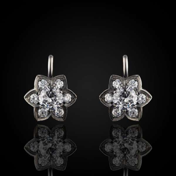 Серебряные серьги с фианитами Цветочек, Ag-с31