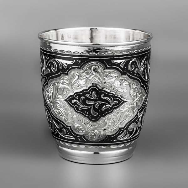 Серебряный стакан с чернением Краса, 200 мл, ст024