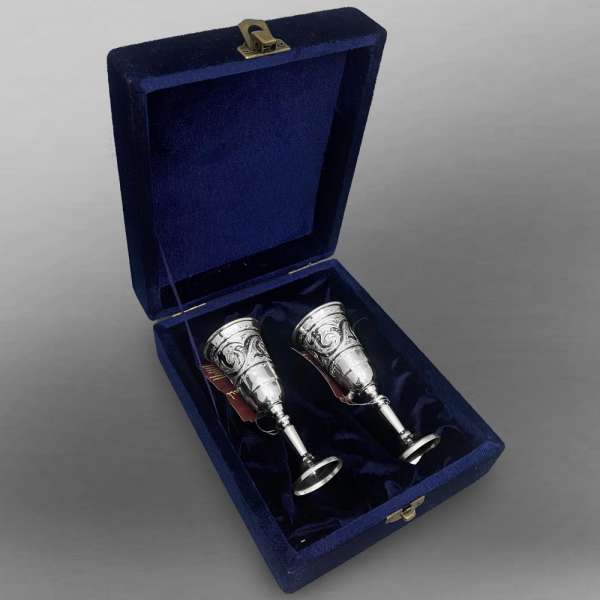 Набор из двух серебряных рюмок на 40 мл Тюльпан, р104м-