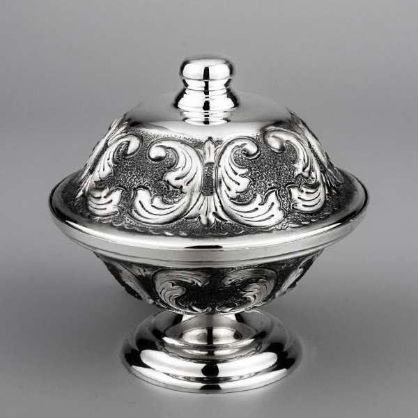 Серебряная икорница с чеканкой, ик026