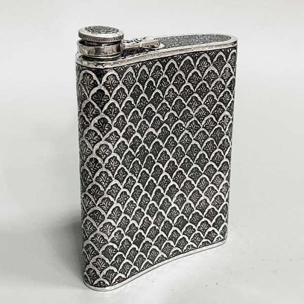 Авторская серебряная фляга, 275мл, фл102