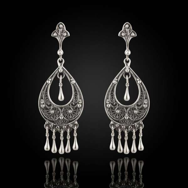 Серебряные висячие серьги с филигранью Алана, вс99