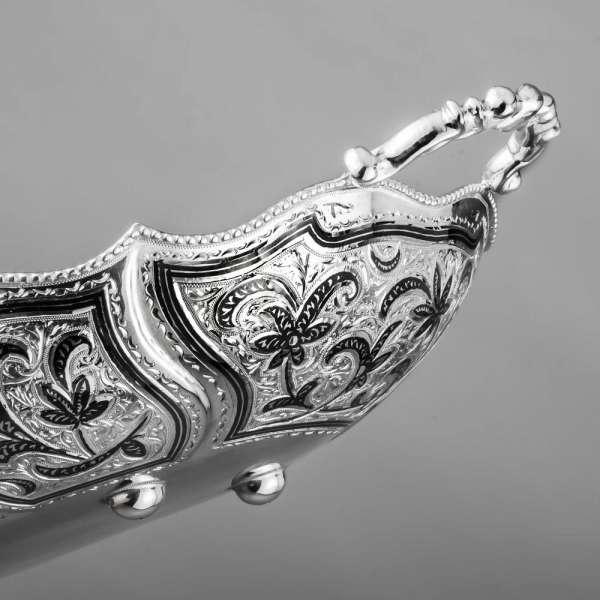 Серебряная ваза, вз020
