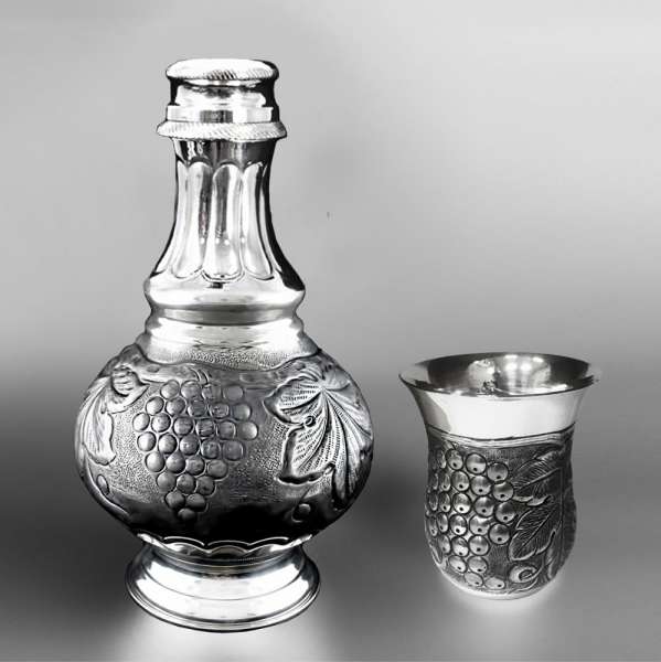 Кувшин Из серебра со стаканом Виноград, кв00027