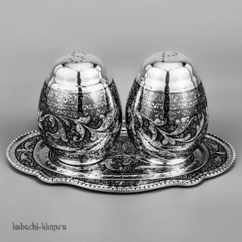 Солонки и перечницы